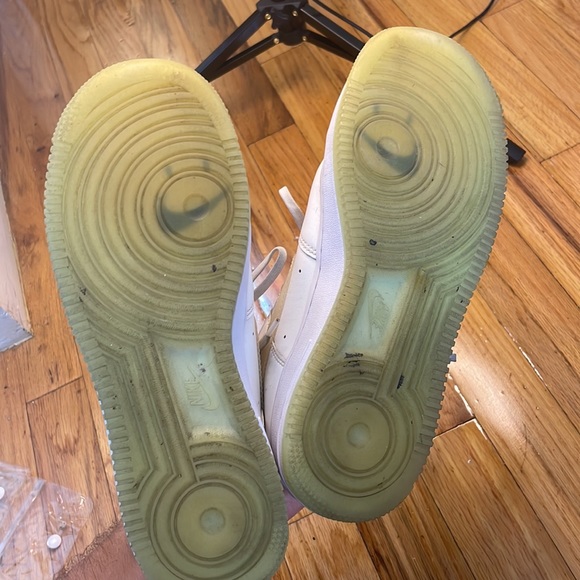 AIR FORCE 1 LOW '07 WMNS
"Have A Nike Day" - Picture 4 of 8